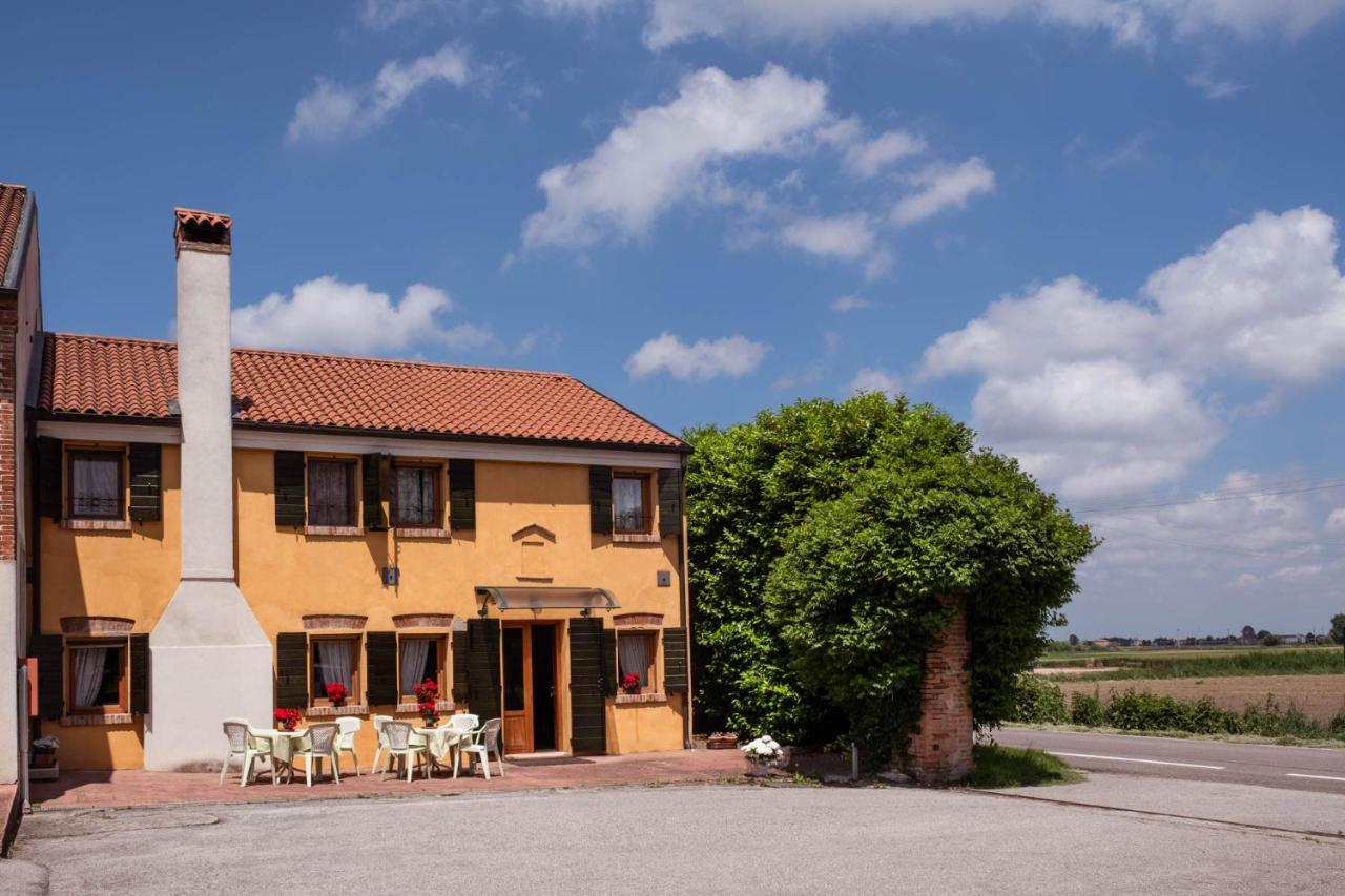 Vescovana Agriturismo Le 4 Rose מראה חיצוני תמונה